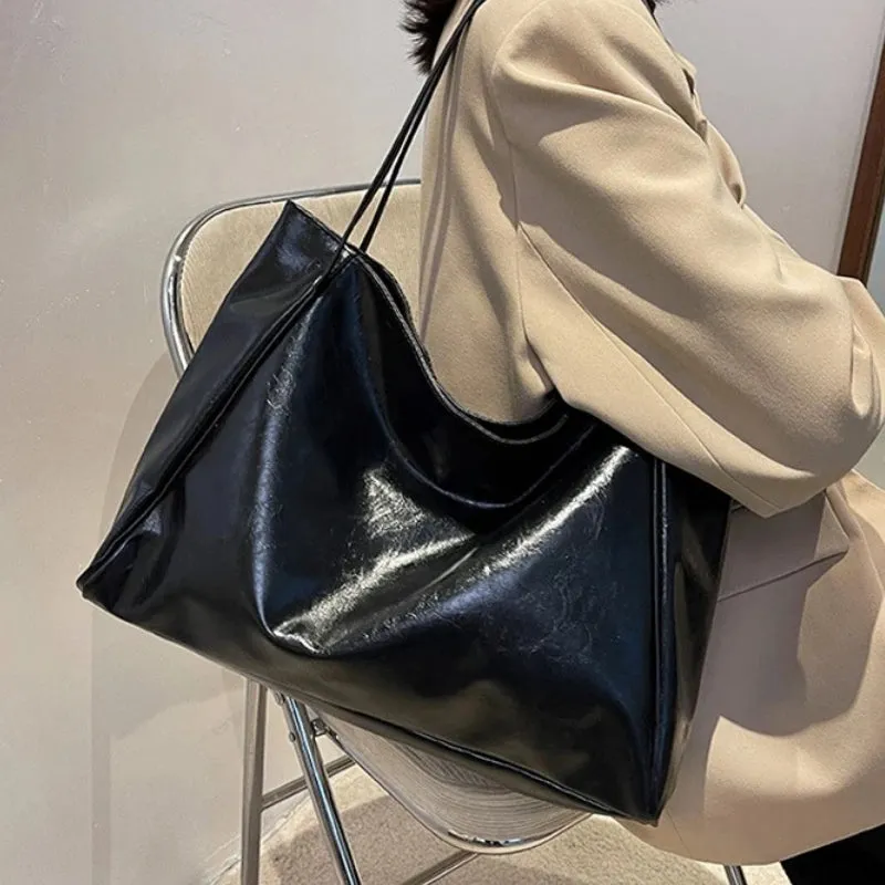 Portable Minimalist Women's Large-Capacity Shoulder Tote Bag