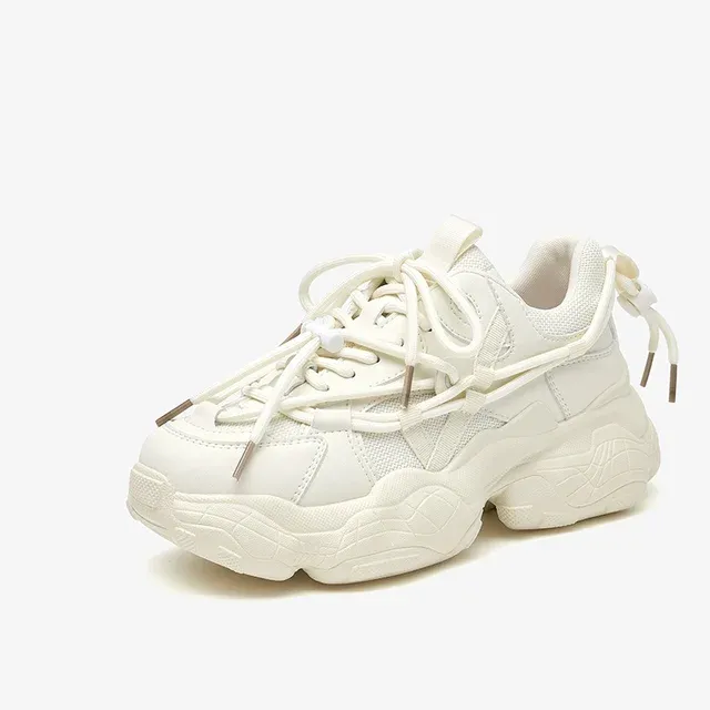 USS Shoes Oluche Women's Lace Up Sneakers